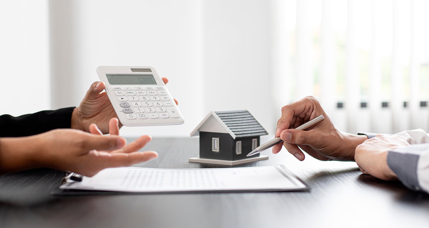 Seasonal Trends: When Is the Best Time to List or Buy a Property for Sale?