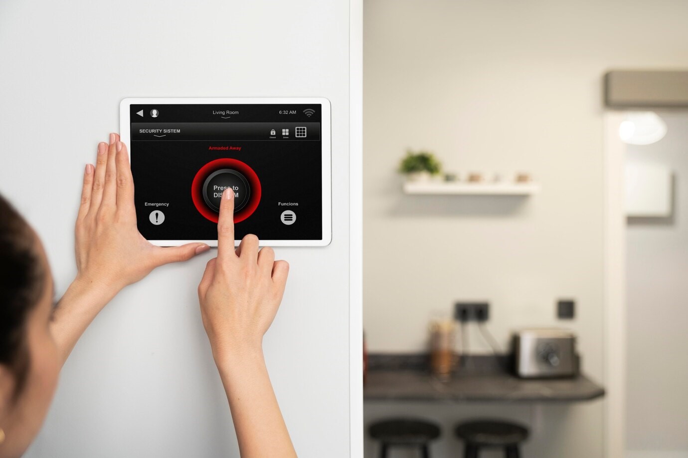 Home Alarm Systems: The Role of Monitoring Services