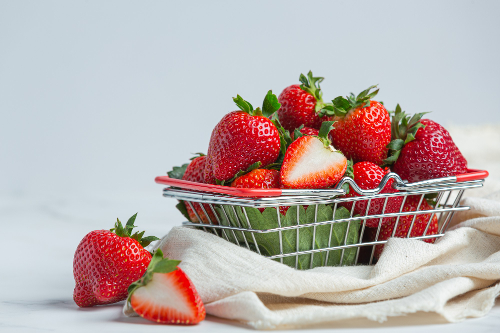 The Many Health Benefits of Strawberries for Men