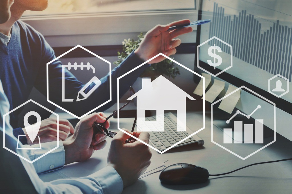 Salesforce Real Estate CRM: Winning More Listings and Closing More Deals