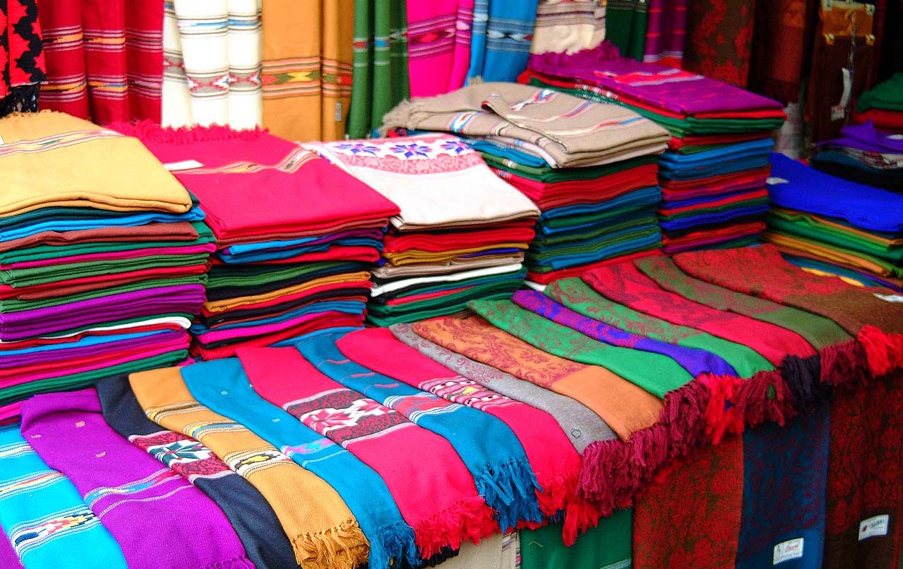 Italy Textile Market Size, Share and Trends Forecast 2025-2033